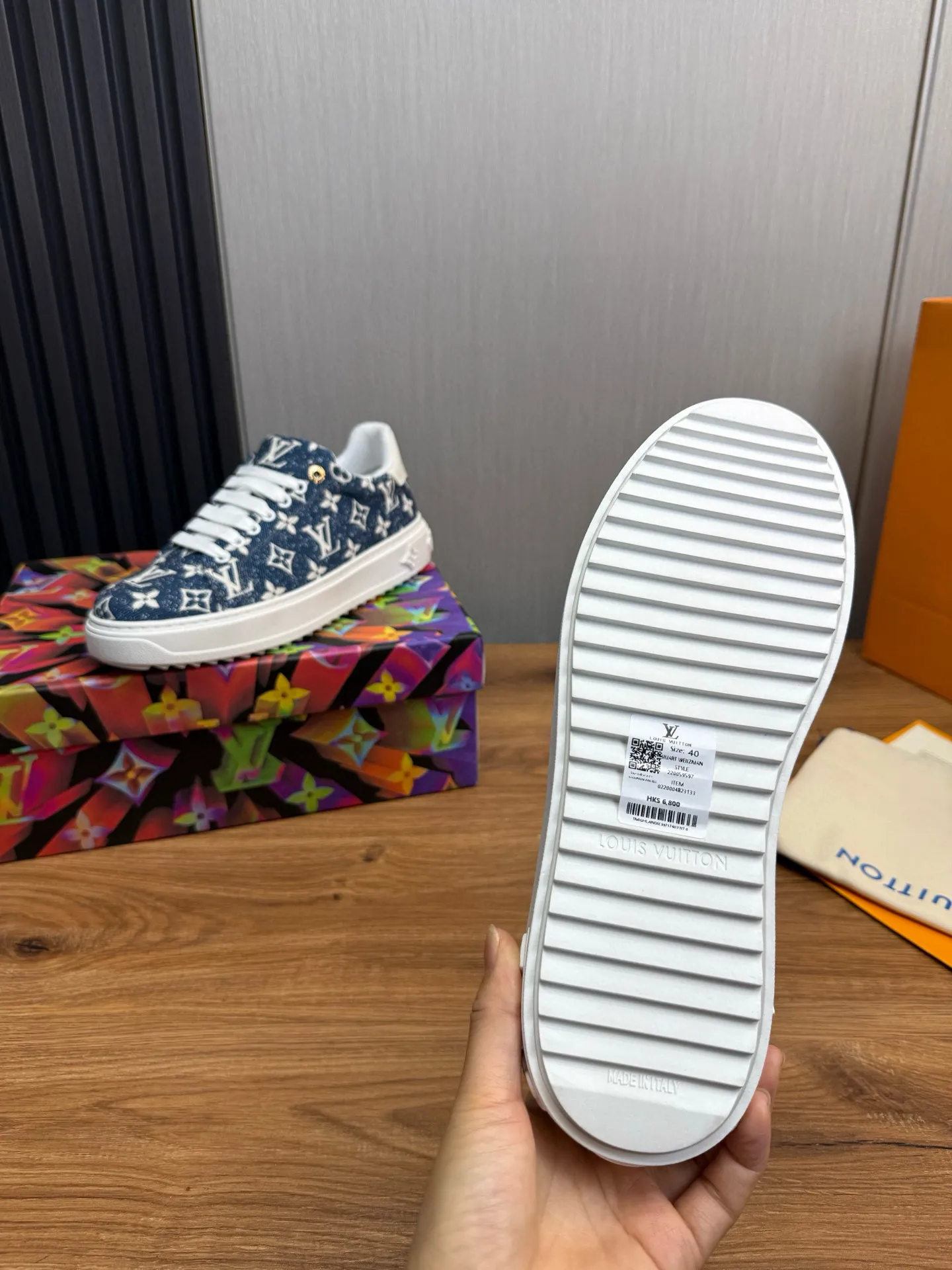 Factory price: 520💰LOUIS VUITTON [Louis VUITTON] The new trendy Lv is on the market🎁, casual and fashionable men's shoes👟The upper is made of imported original fabric + cowhide mesh lining, the original wear-resistant rubber outsole, the version is simple and elegant, exclusive for trendy men. Code number: 38-44, customized 45, 46
